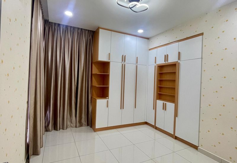 Imperial Hatamas Condominium