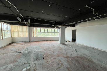 CORNER Commercial Shop Office Subang Square Corporate Tower SS15