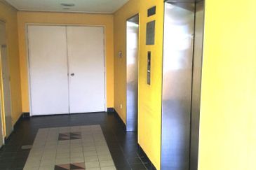 CORNER Commercial Shop Office Subang Square Corporate Tower SS15