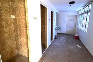 CORNER Commercial Shop Office Subang Square Corporate Tower SS15