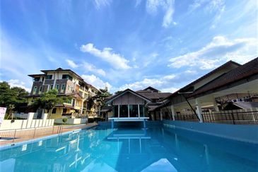 Avenue 2, Lake Valley