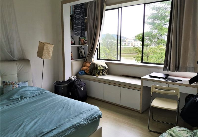 Avenue 2, Lake Valley