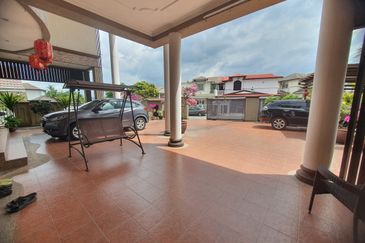 Bandar Tun Hussein Onn