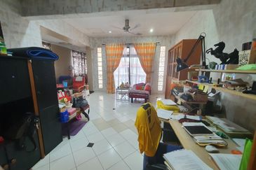 Bandar Tun Hussein Onn