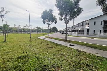 Glomac Lakeside Residences