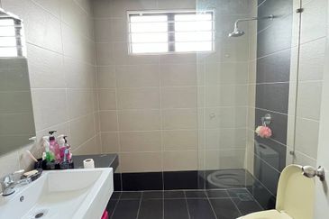 Glomac Lakeside Residences