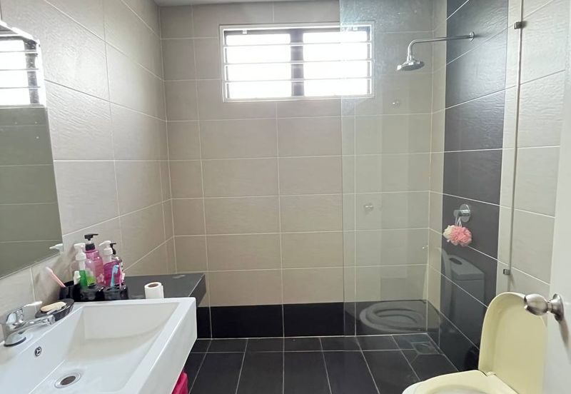 Glomac Lakeside Residences