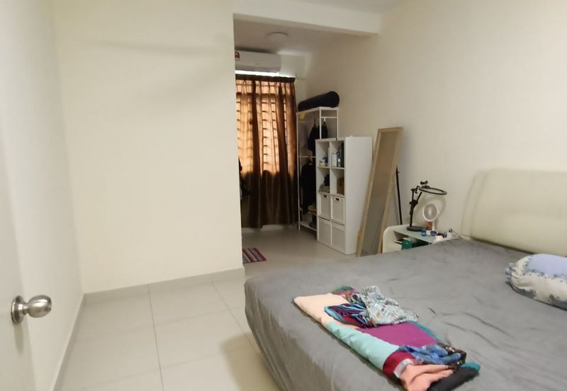 Glomac Lakeside Residences