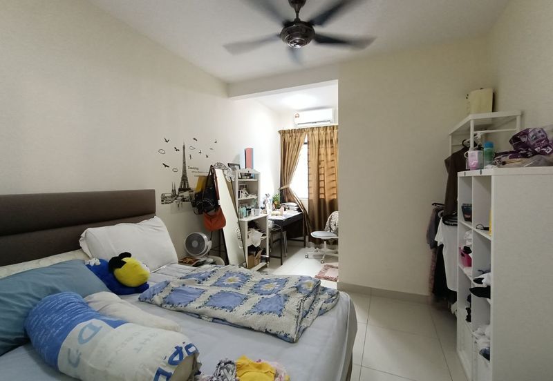 Glomac Lakeside Residences