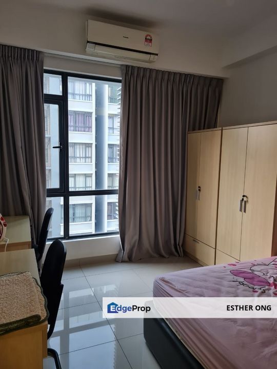 Paramount Utropolis 1066sf 2 Carpark Glenmarie Shah Alam Near Lrt Kdu, Selangor, Glenmarie