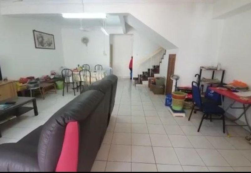 Double Storey Terrace, Bandar Puteri 7 Puchong, 22x70 Extended and Well Kept Condition, Prime location, Near to Amenities