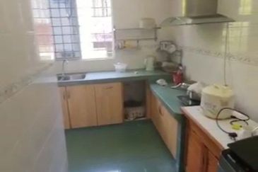 Double Storey Terrace, Bandar Puteri 7 Puchong, 22x70 Extended and Well Kept Condition, Prime location, Near to Amenities