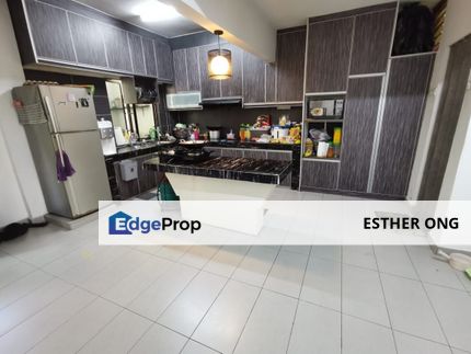 Taman Damai Indah, Cheras 4+2 rooms Well Kept Condition , Double Storey , Extended House , Selangor, Cheras South