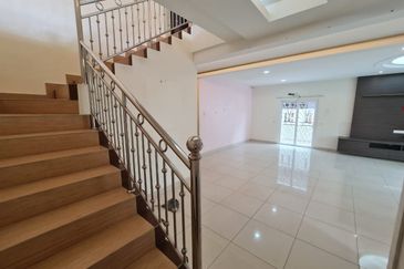 Bandar Tun Hussein Onn