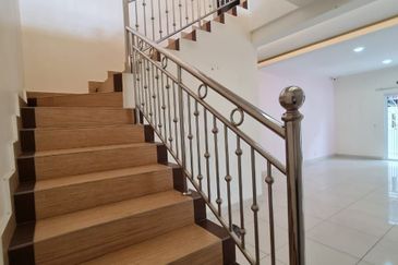 Bandar Tun Hussein Onn