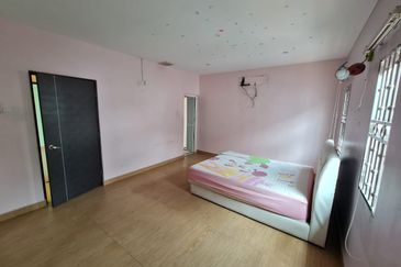 Bandar Tun Hussein Onn