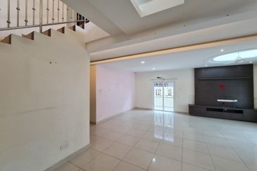 Bandar Tun Hussein Onn