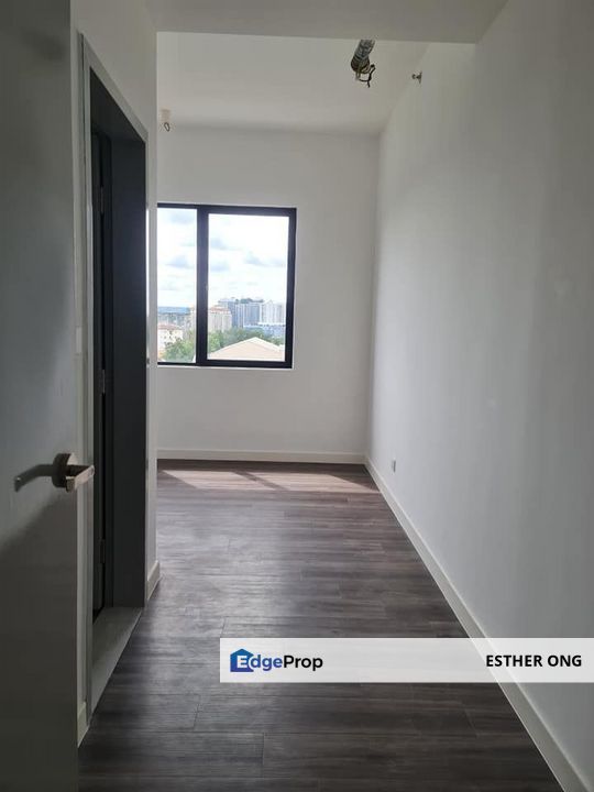 Well Kept, Partly Furnished, Good For Own Stay Or Investment, Near Kdu Utropolis Urbano Glenmarie Shah Alam , Selangor, Shah Alam