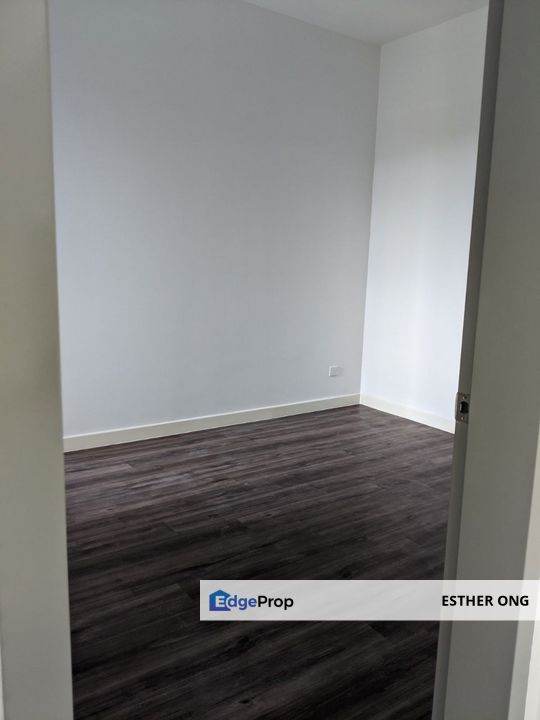 Well Kept, Partly Furnished, Good For Own Stay Or Investment, Near Kdu Utropolis Urbano Glenmarie Shah Alam , Selangor, Shah Alam