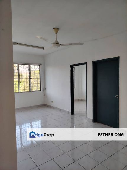 Well kept Nice Condition Unit At Serdang, Near to Amenities, Walk Up Pangsapuri Orkid Bukit Serdang Seri Kembangan Walk Up Apartment For Rent , Selangor, Seri Kembangan