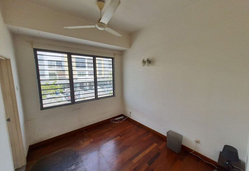 Sierra 1, Odora Parkhomes