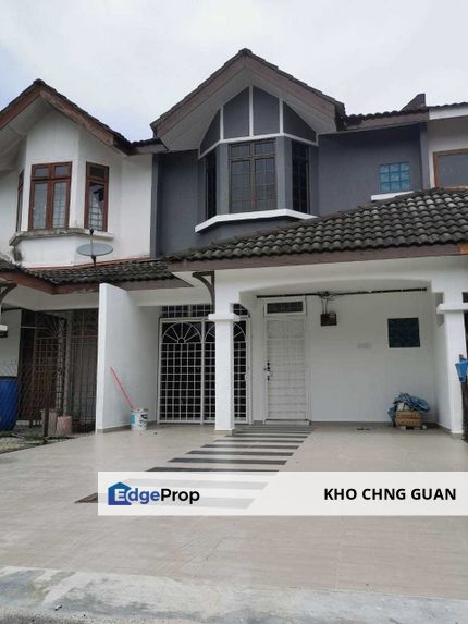 Taman Putra Perdana Puchong 2 storey House For Sales Newly Painted Well Kept ID design , Selangor, Puchong