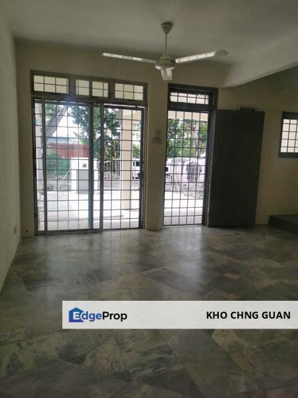 Taman Putra Perdana Puchong 2 story House For Sales Newly Painted Well Kept ID design , Selangor, Puchong