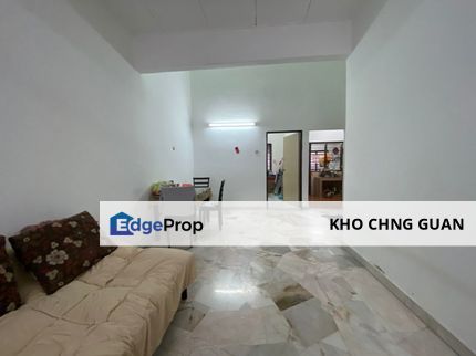 Taman Serdang Raya Serdang House For Sale Seri Kembangan Well Maintained Near MRT 2  , Selangor, Seri Kembangan