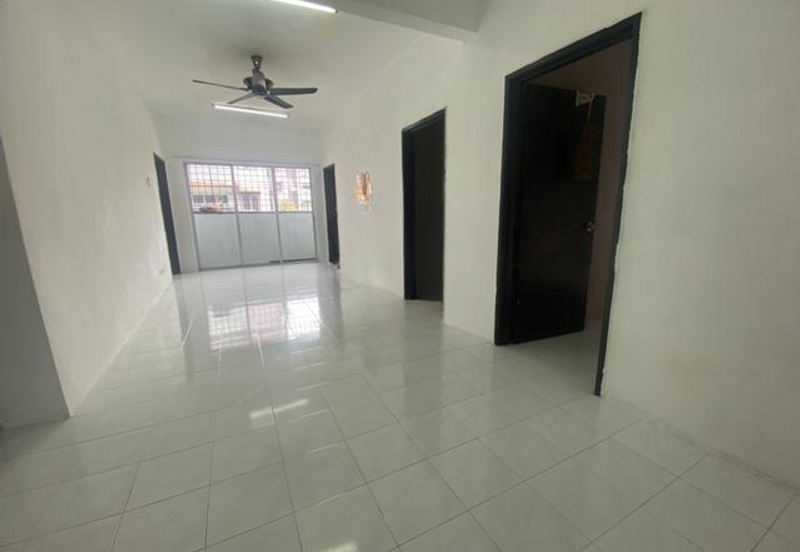 Putra Indah Apartment, Taman Pinggiran Putra