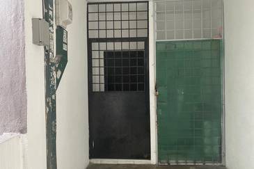 Putra Indah Apartment, Taman Pinggiran Putra