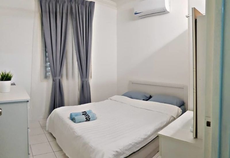 Vista Pinggiran, Taman Pinggiran Putra