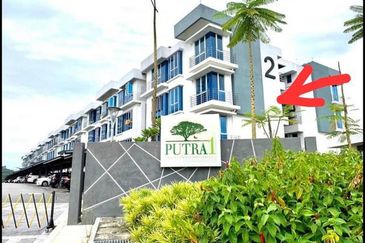 Apartment Putra1