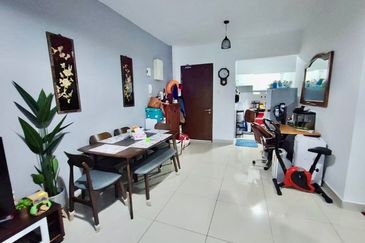 Apartment Putra1