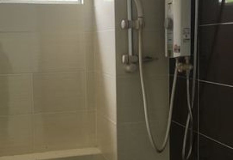 Green Suria Apartment