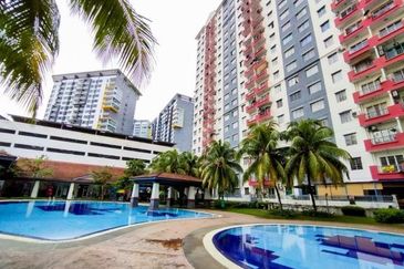 Vista Pinggiran, Taman Pinggiran Putra