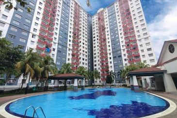 Vista Pinggiran, Taman Pinggiran Putra