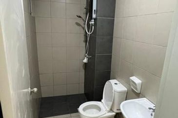 LBS Skylake Residence