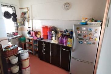 Pangsapuri Putra Damai