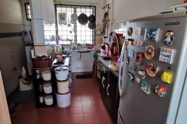 Pangsapuri Putra Damai