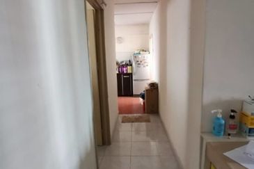 Pangsapuri Putra Damai