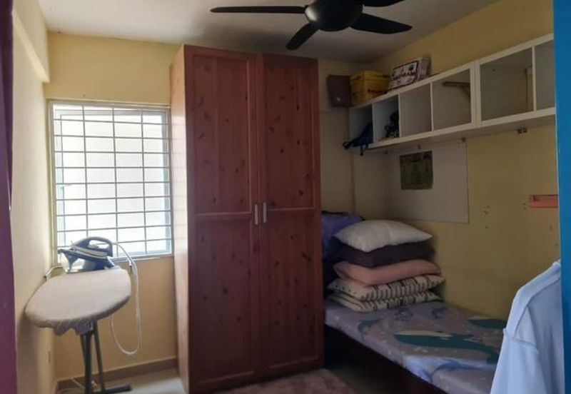 Pangsapuri Putra Damai