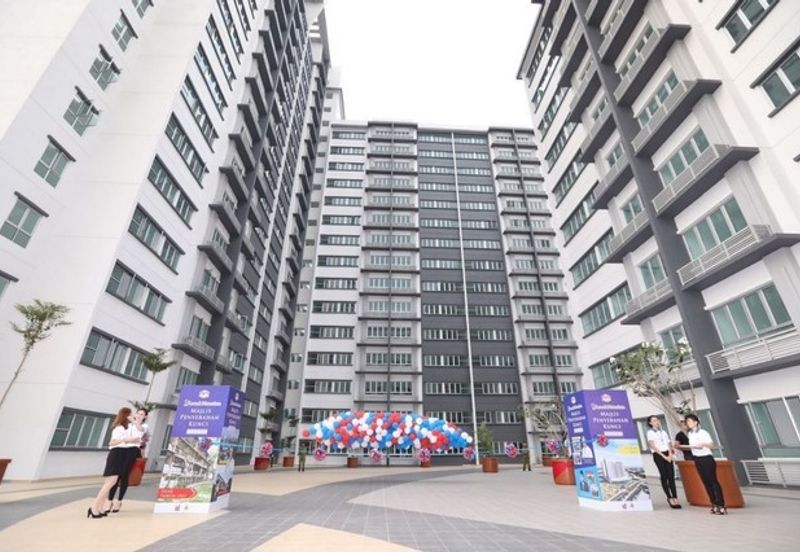 1 Razak Mansion (Residensi Tun Razak)