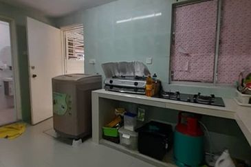 Taman Kinrara Seksyen 1