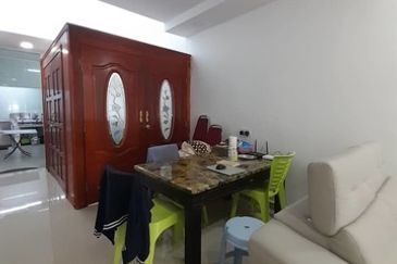 Taman Kinrara Seksyen 1