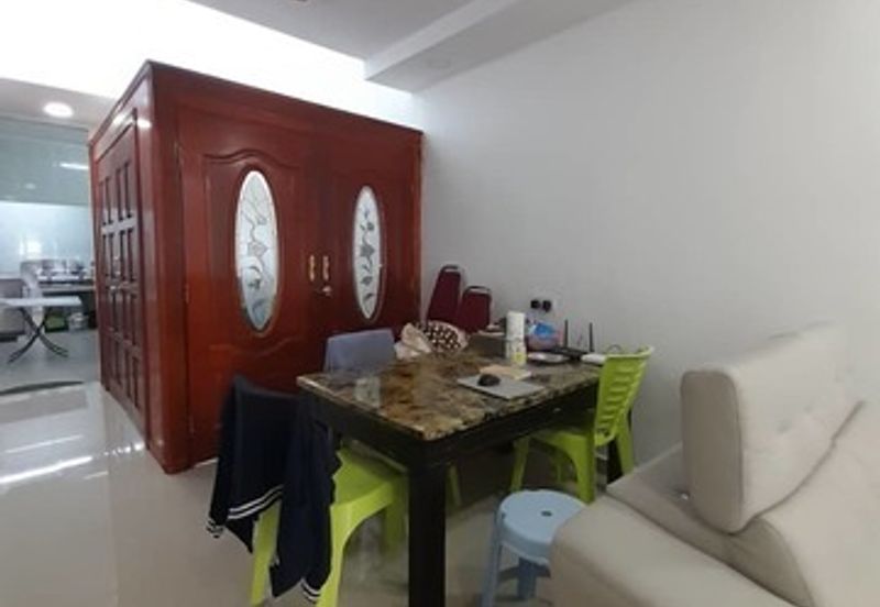 Taman Kinrara Seksyen 1