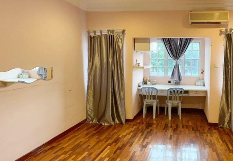 Bandar Puteri Puchong Double Storey House For Sale Fully Extended Freehold