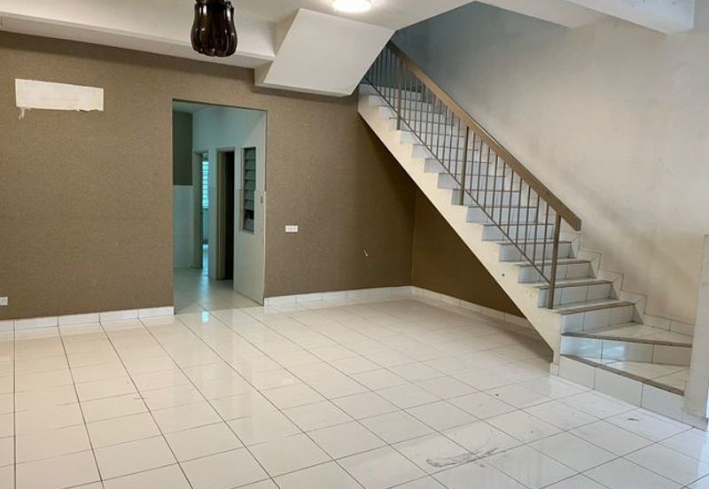 Jalan Setia Impian U13/8H