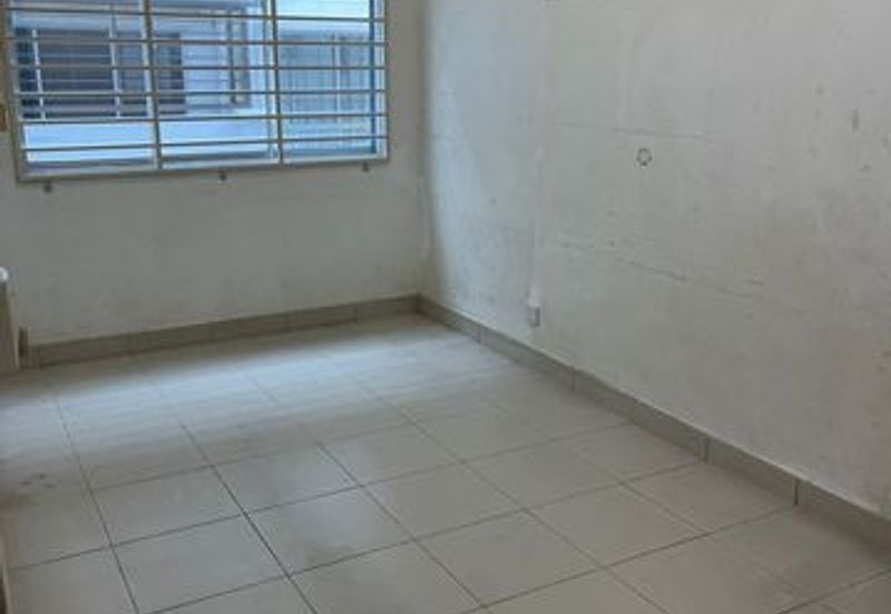 Jalan Setia Impian U13/8H