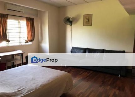 Seri Kembangan Semi Detached House For Sale Spacious Unit & Land, Selangor, Seri Kembangan