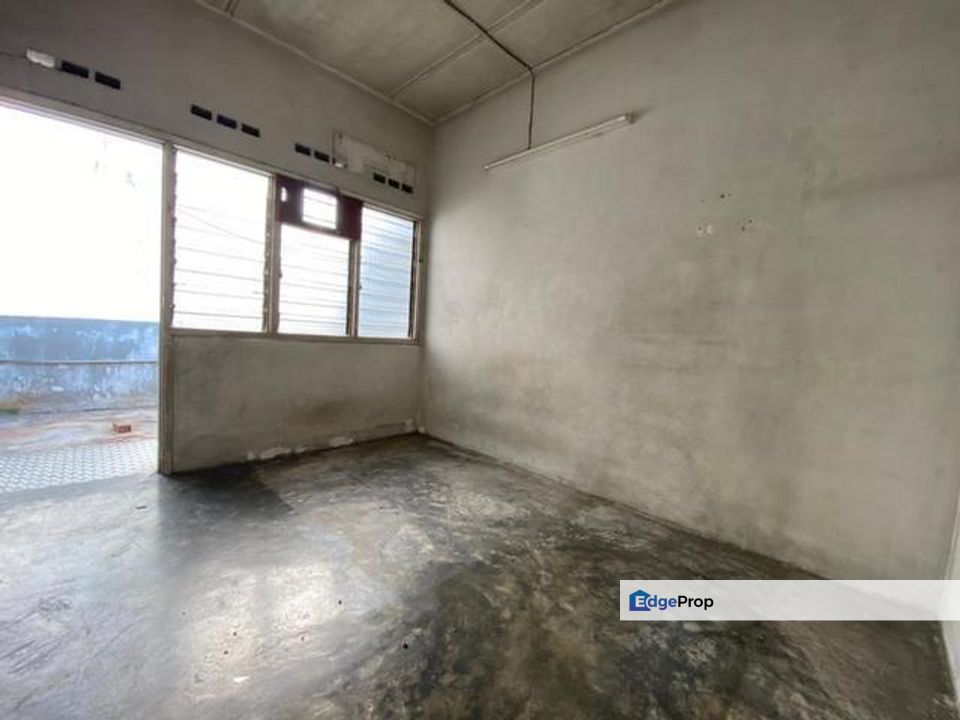 Happy Garden (Taman Gembira) Kuchai Lama 1.5 Storey For Sale FREEHOLD 5 Bedroom, Kuala Lumpur, Kuchai Lama